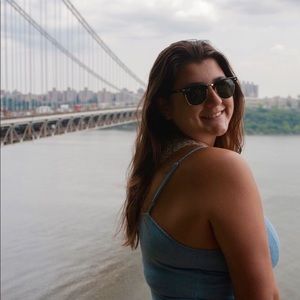 Meet your Posher, Arianna